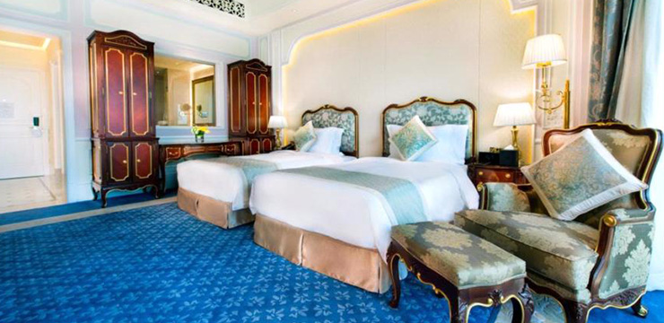 Legend Palace Hotel